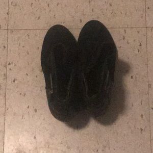 black velvet bcbg wedge booties